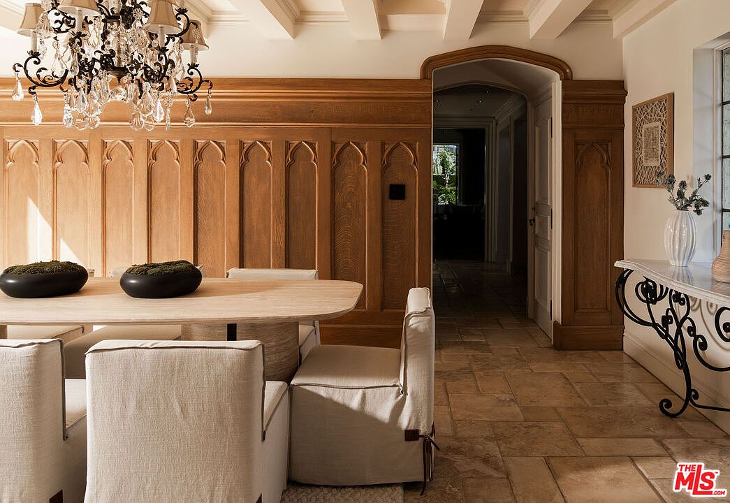 Additional estate view